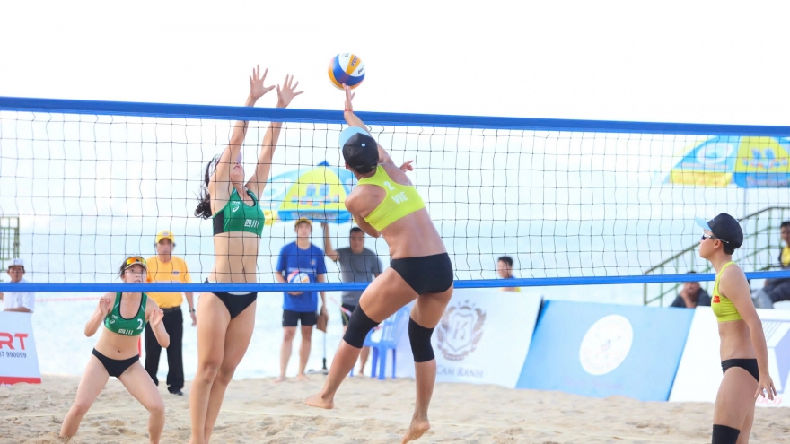 International Beach Volleyball Tournament begins in Nha Trang